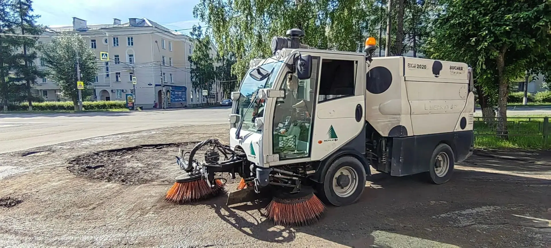 Аварийная ситуация устранена, водоснабжение полностью восстановлено.
До 5.00 утра специалисты ООО «В