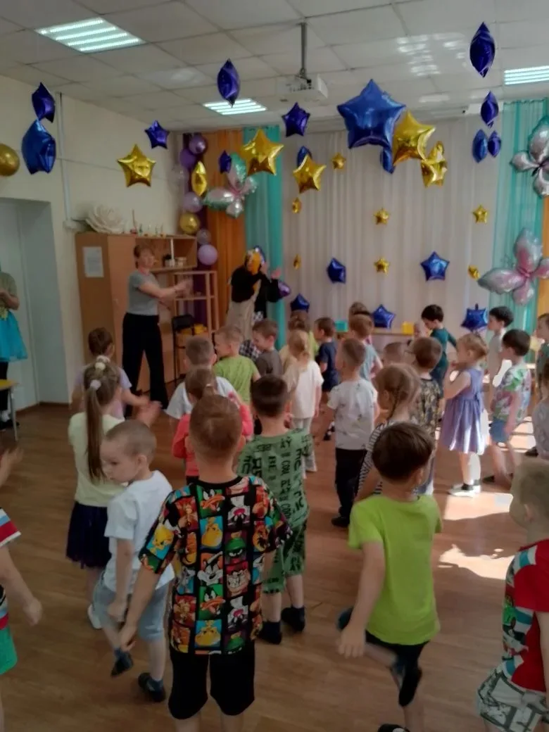 🎉 Наш детский сад превратился в страну счастливого детства! 🎉