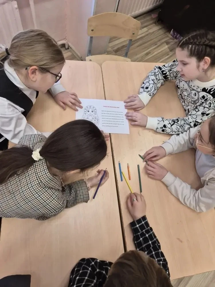 🇬🇧 12 марта ученики 3 «А» класса приняли участие в увлекательном конкурсе на английском языке — Masl