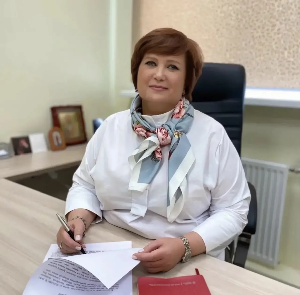 #СызранскаяЦГРБ
Уважаемые коллеги!
В этот праздничный днь, когда мы отмечаем День медицинского работ