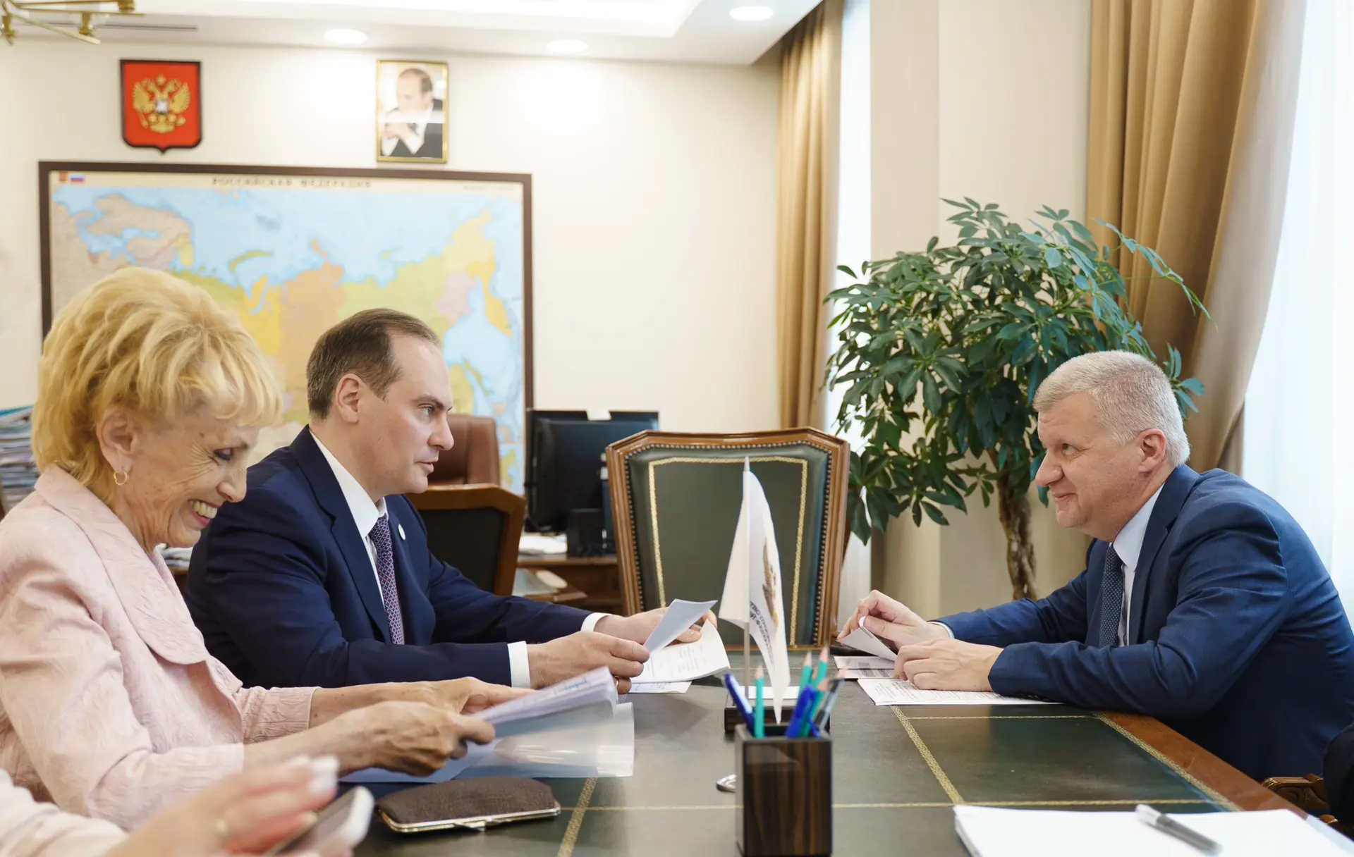 #рабочаявстреча
С заместителем Министра просвещения России @minprosrf Андреем Николаевым обсудили мо