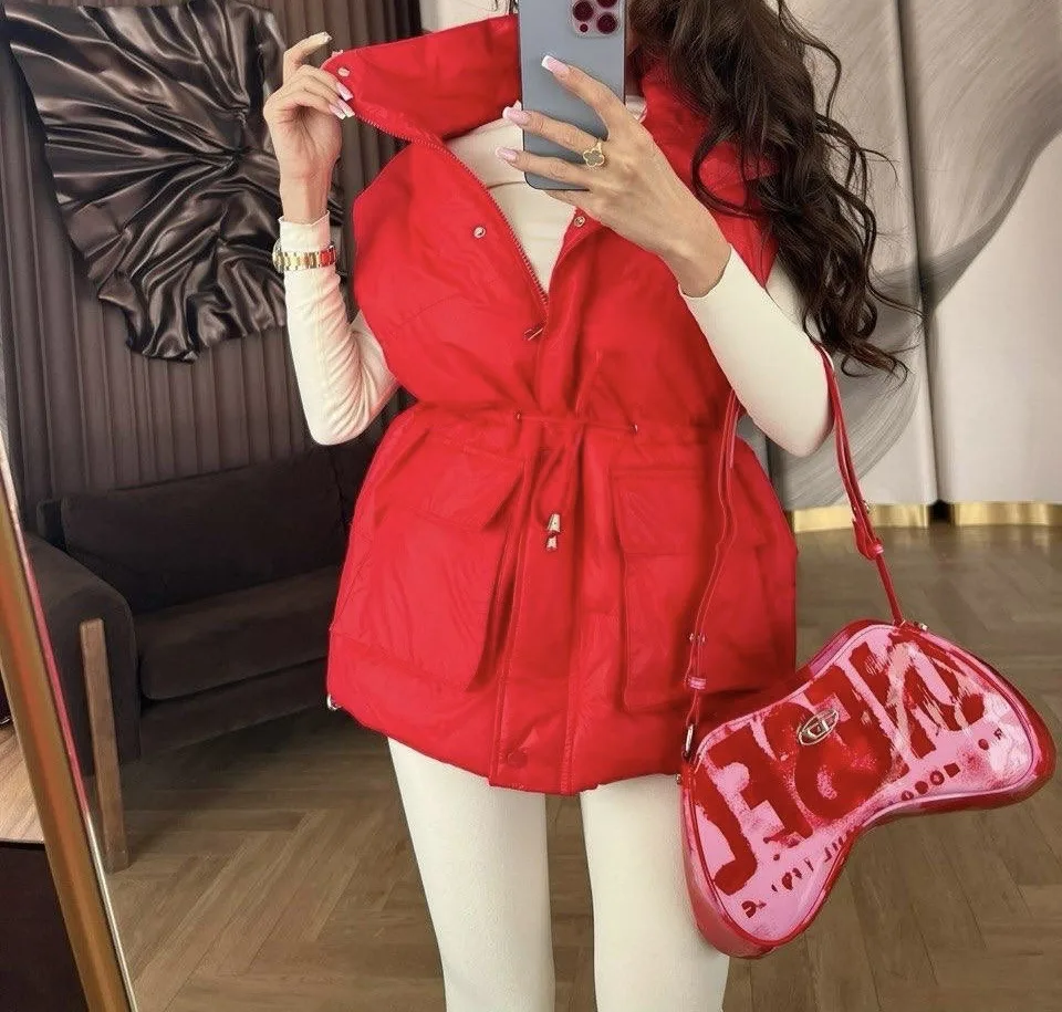 Обалденные жилетки 😍
Размеры: 40-42-44-46-48-50-52

Пиши для заказа и по вопросам 
⬇️⬇️⬇️
МАХ

Весь