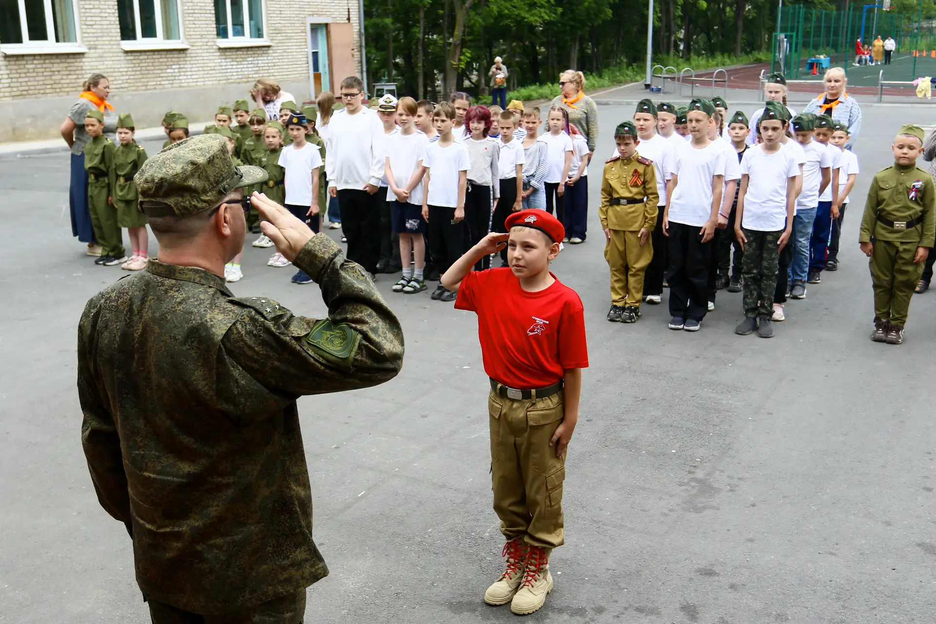 💫 В Находке провели военно-патриотическую игру «Зарница»