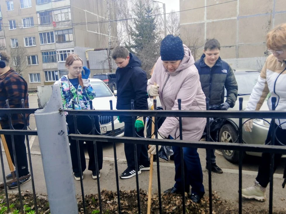 🍃 Сегодня в нашем лицее — субботник «Мы за чистоту» в рамках Всероссийской акции «Зеленая весна»! На
