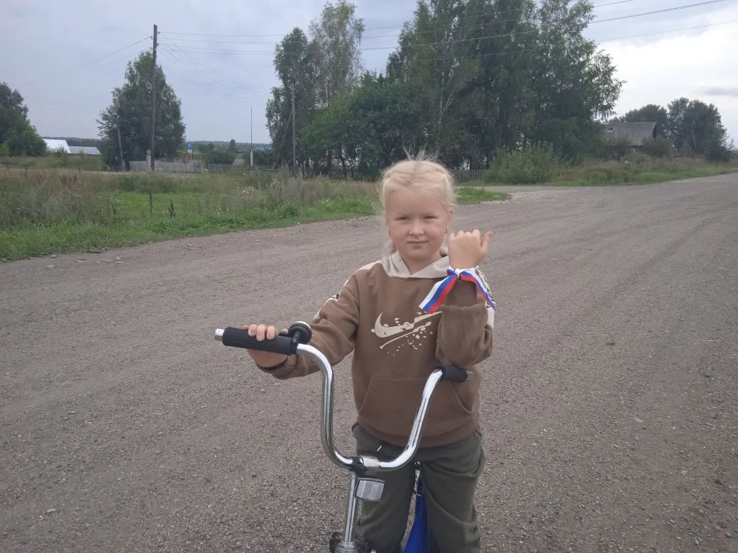 🎉 21 августа в ДК села Турунтаево прошла акция "Три цвета Родины!"🤍💙❤🇷🇺