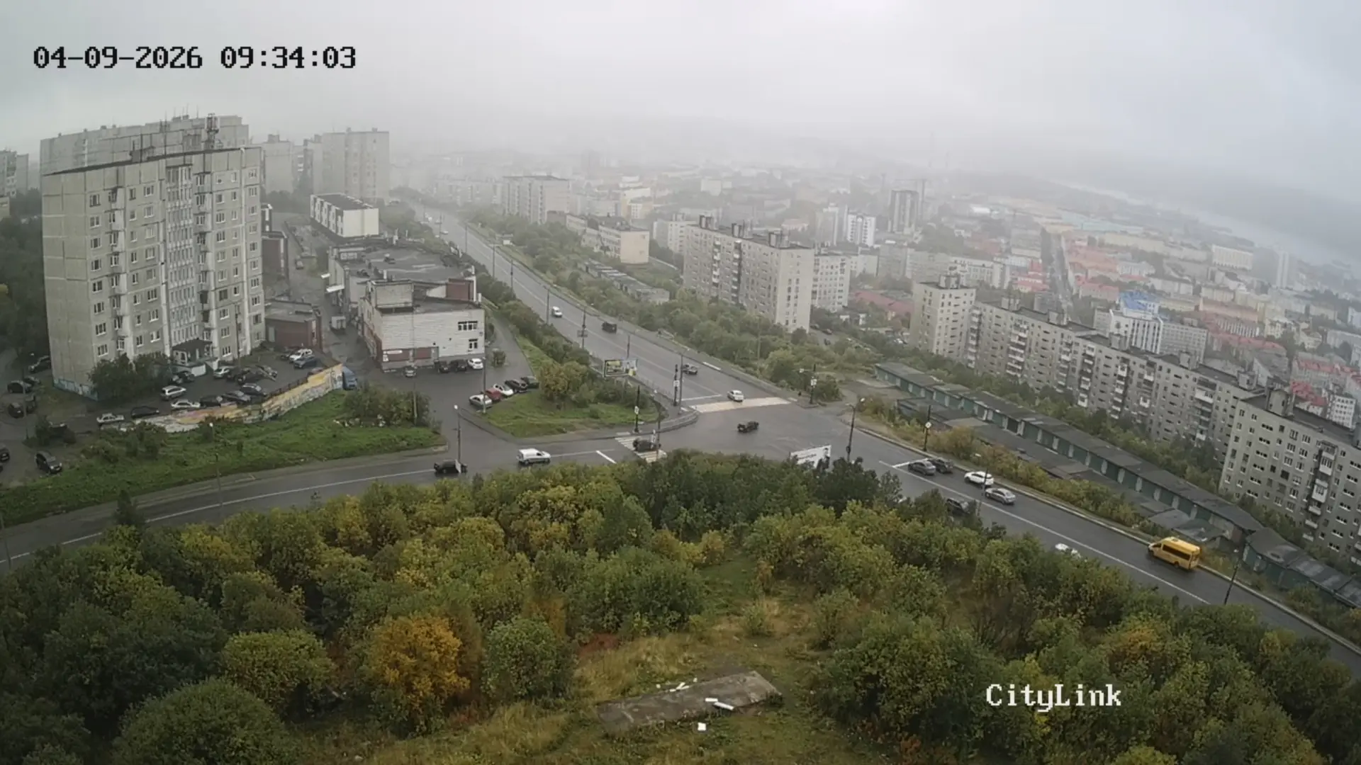 Реальность не согласна с сухостью в городе. Выросло небольшое КДО практически над нами,...