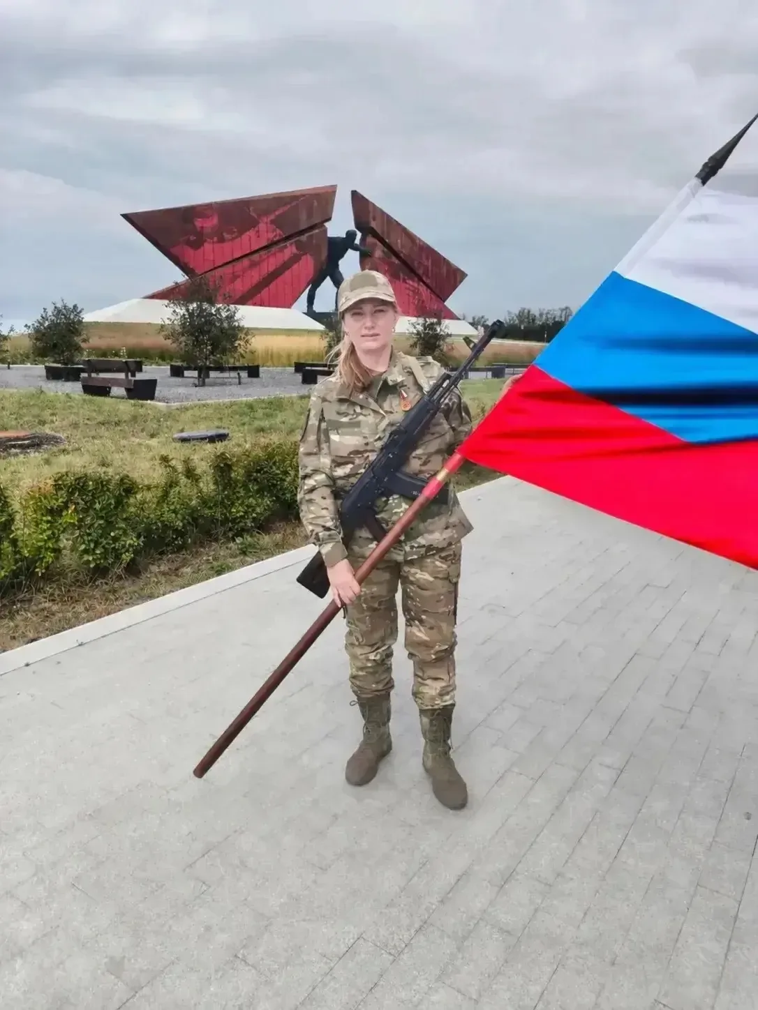 От экономиста и 50 тонн гумпомощи — до присяги в «БАРС-Курск»: история Олеси Ивановой