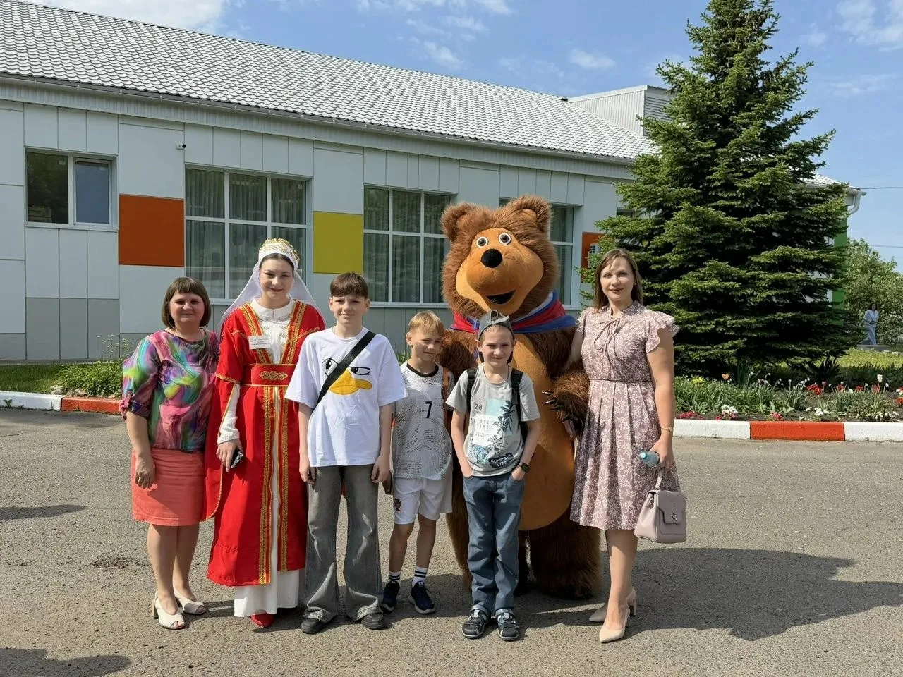 ❤️В поныровском центре «Семья» прошел фестиваль творчества для юных талантов «Душа ребенка». В его т