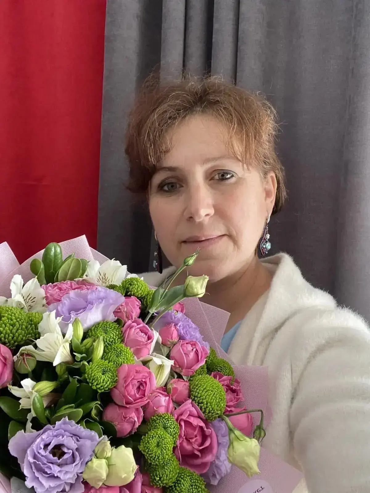 💐Поздравляем с праздником нашего классного руководителя КРАВЧИНА Елену Петровну!