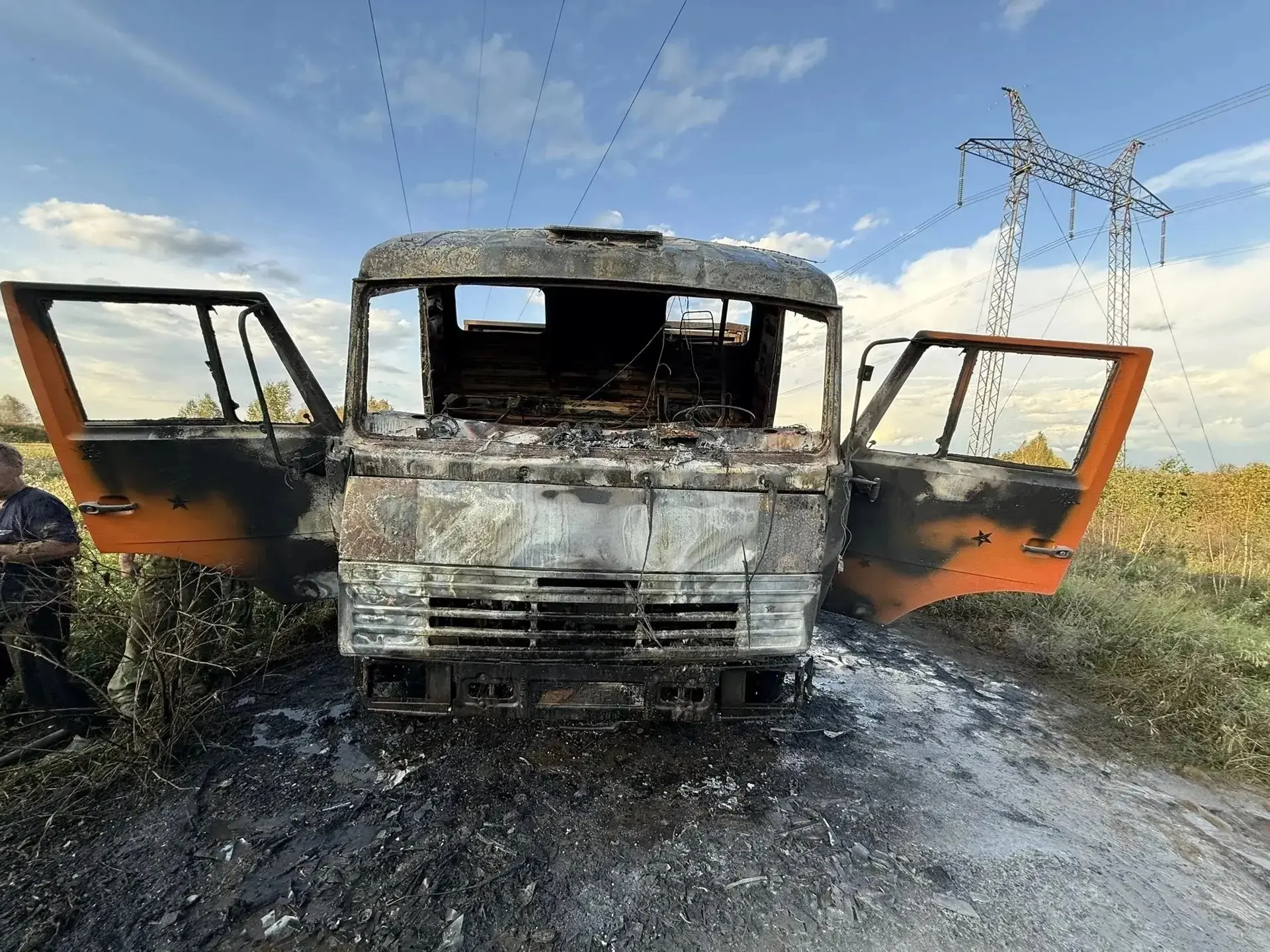 В районе Беловодья загорелся автомобиль
