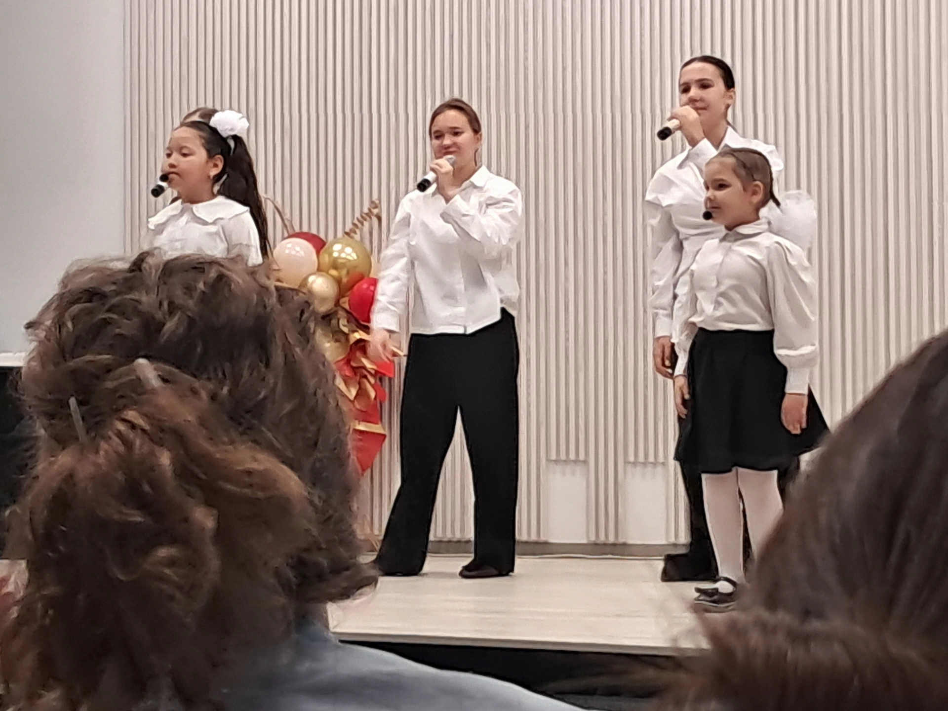 Заместитель директора Центра развития одарённых детей, руководитель СП РЦ «Теегин одн» ...