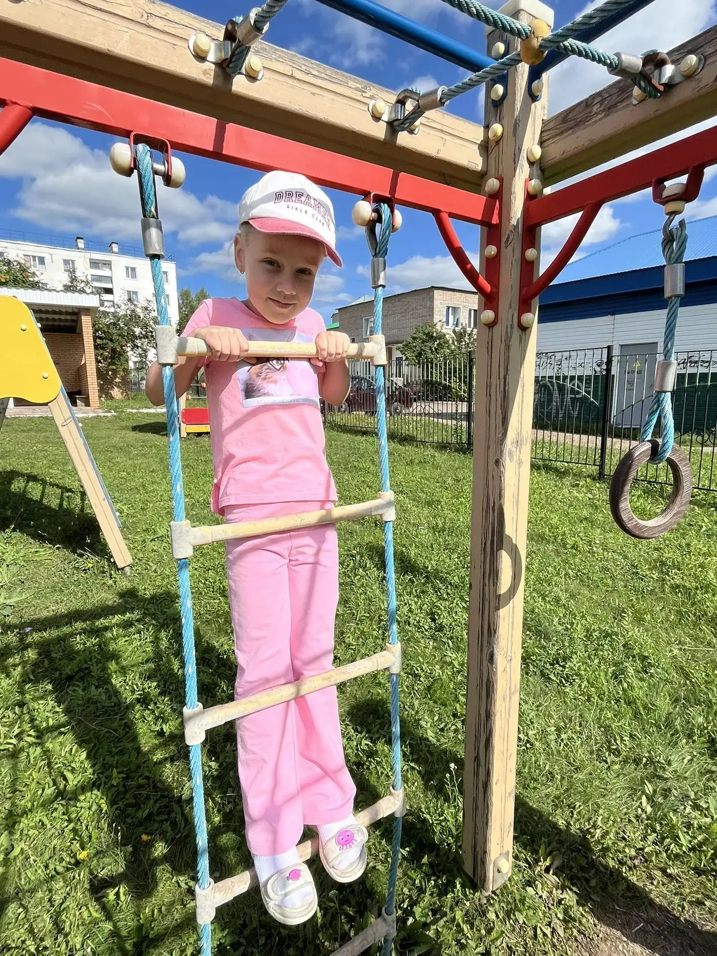 🎾🏀🏒12 августа наша страна отмечает День физкультурника. Это праздник не только для т...
