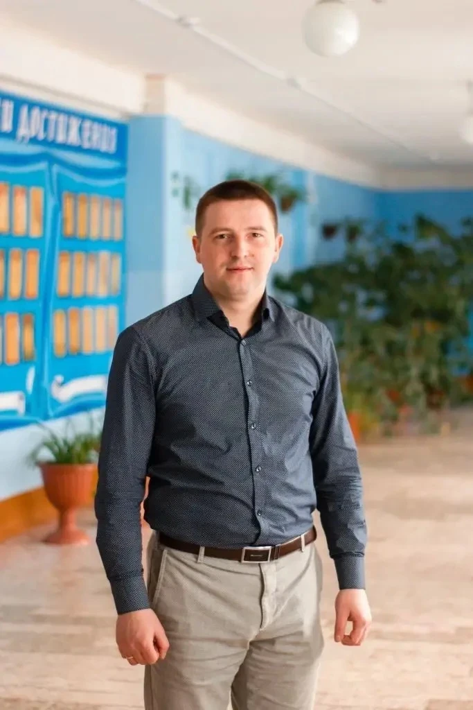 🏆Настоящая гордость нашего округа и всей Ярославской области!

Учитель физической культуры Кузнечих