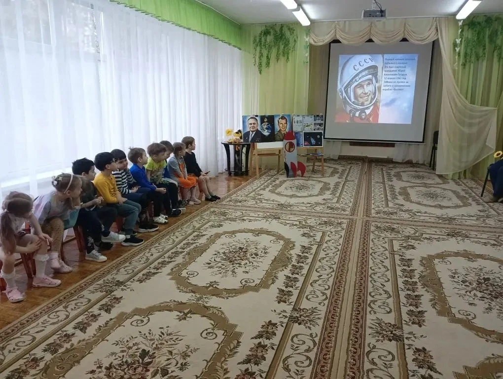 Дошкольном отделение №3 (СОШ №1) с. Мишутино  Для дошкольников состоялся «Разговор о важном», посвящ