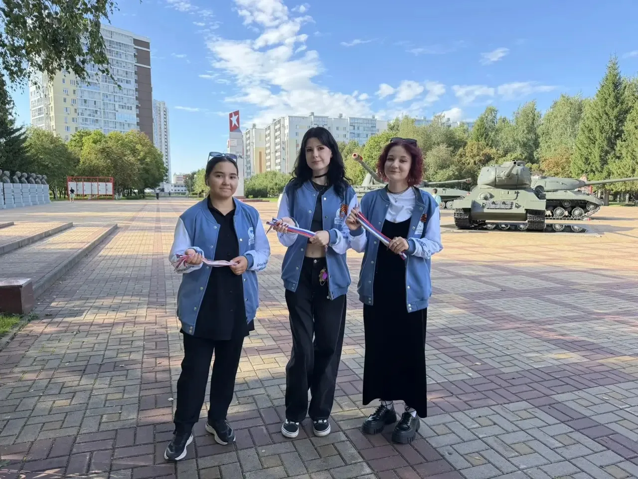 ЦВЕТА РОДИНЫ