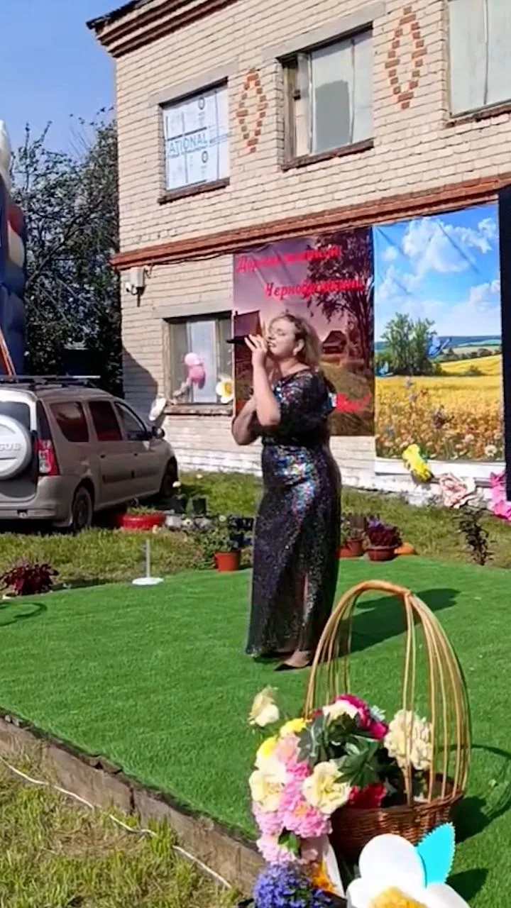 ЕСЛИ ПРАЗДНИК, ТО ОТМЕЧАЕМ ВСЕМ МИРОМ!