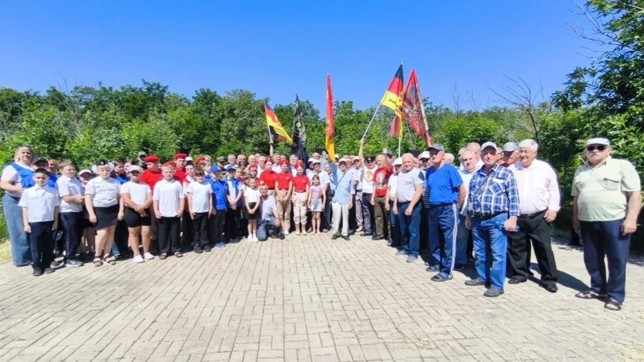 Сегодня в Новом Осколе прошло торжественное мероприятие, посвящённое 81-й годовщине со ...