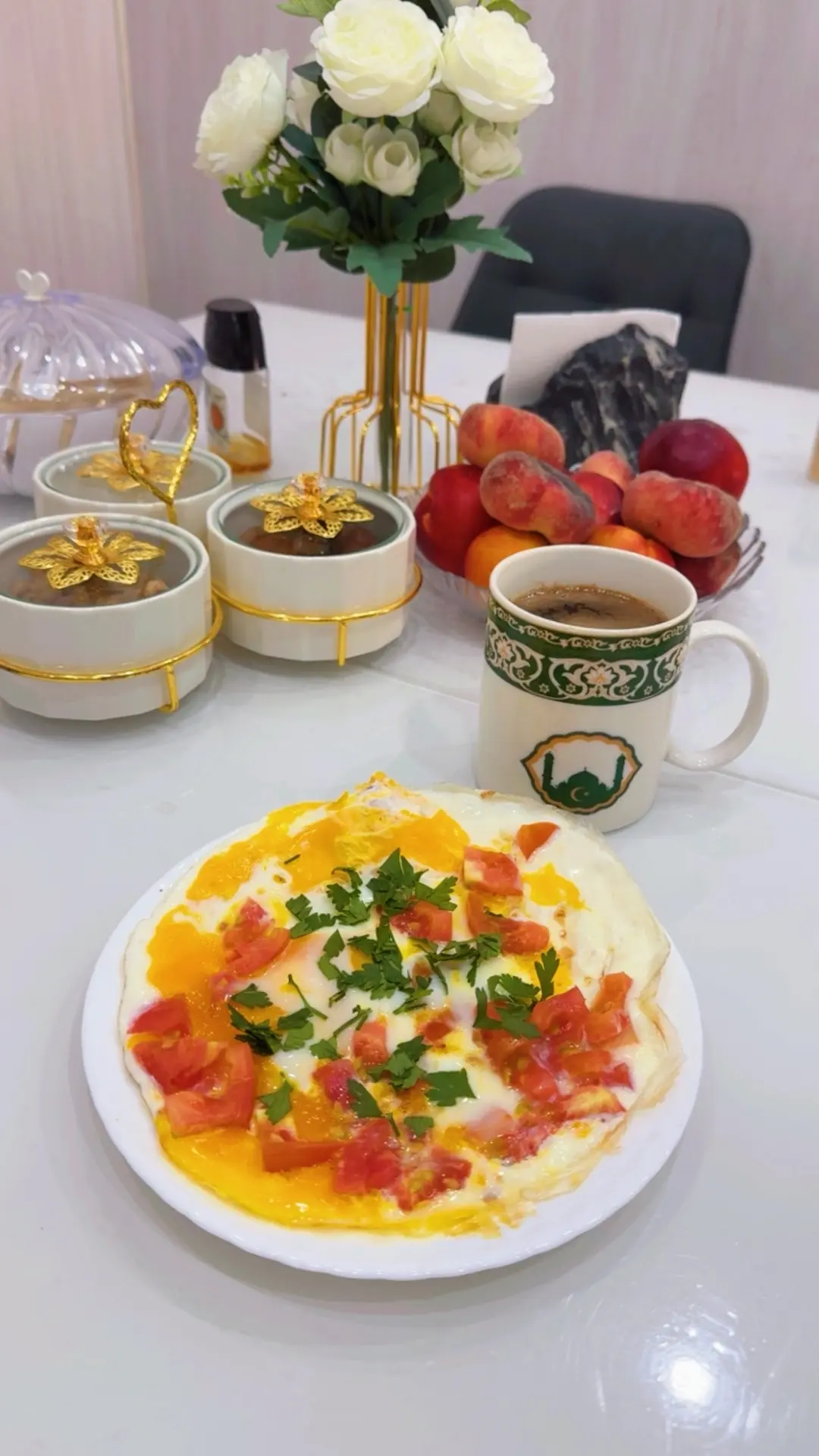 Хәерле иртәләр, матур көннәр телим сезгә, дусларым🤗
Эшләргә барасы килеп барып, өйләребезгә сөенеп 