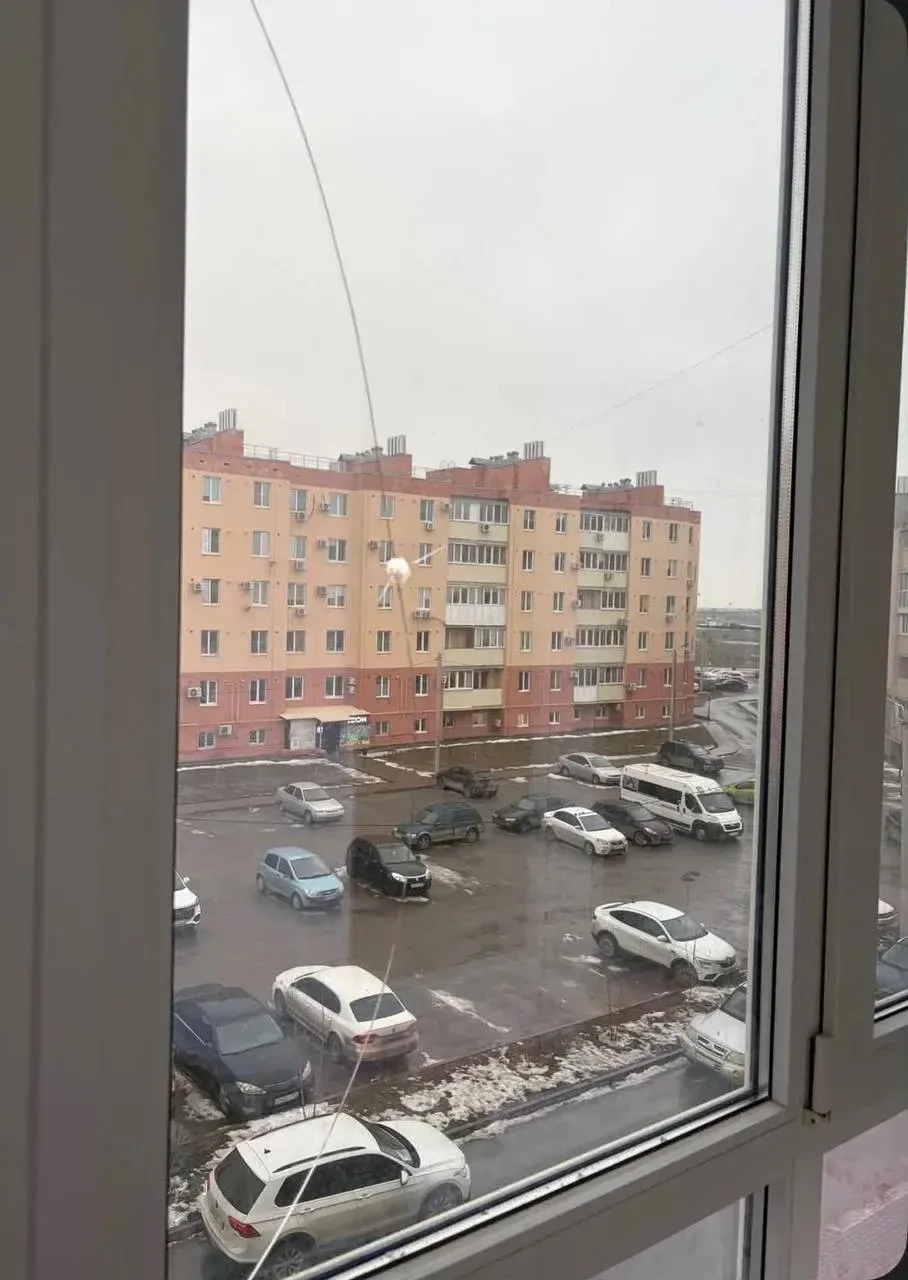 ⚡️Неизвестный стрелок действует в микрорайоне 32а в Волжском. Местные жители рассказыва...