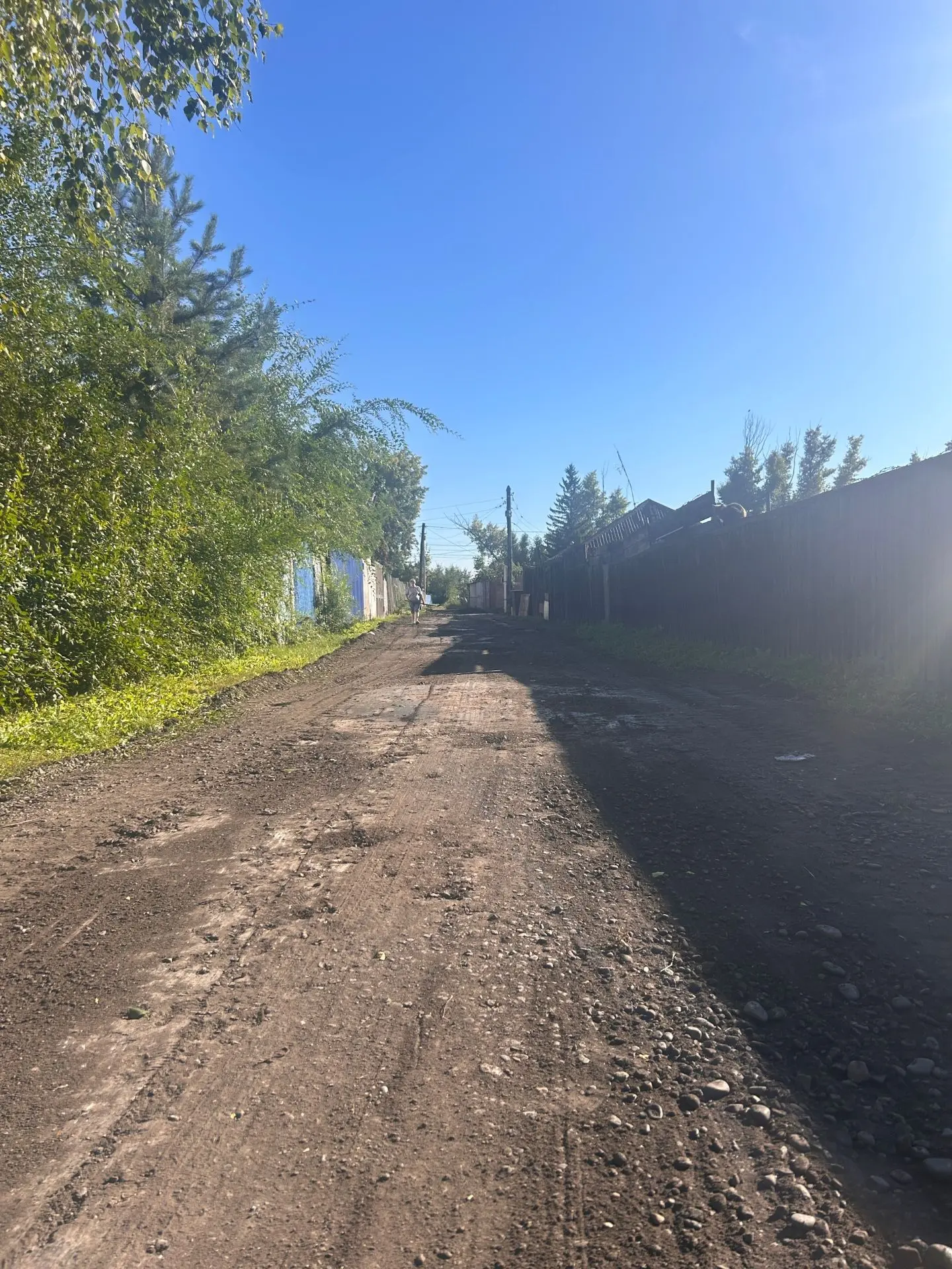 В Черногорске продолжаются работы по грейдерованию дорог