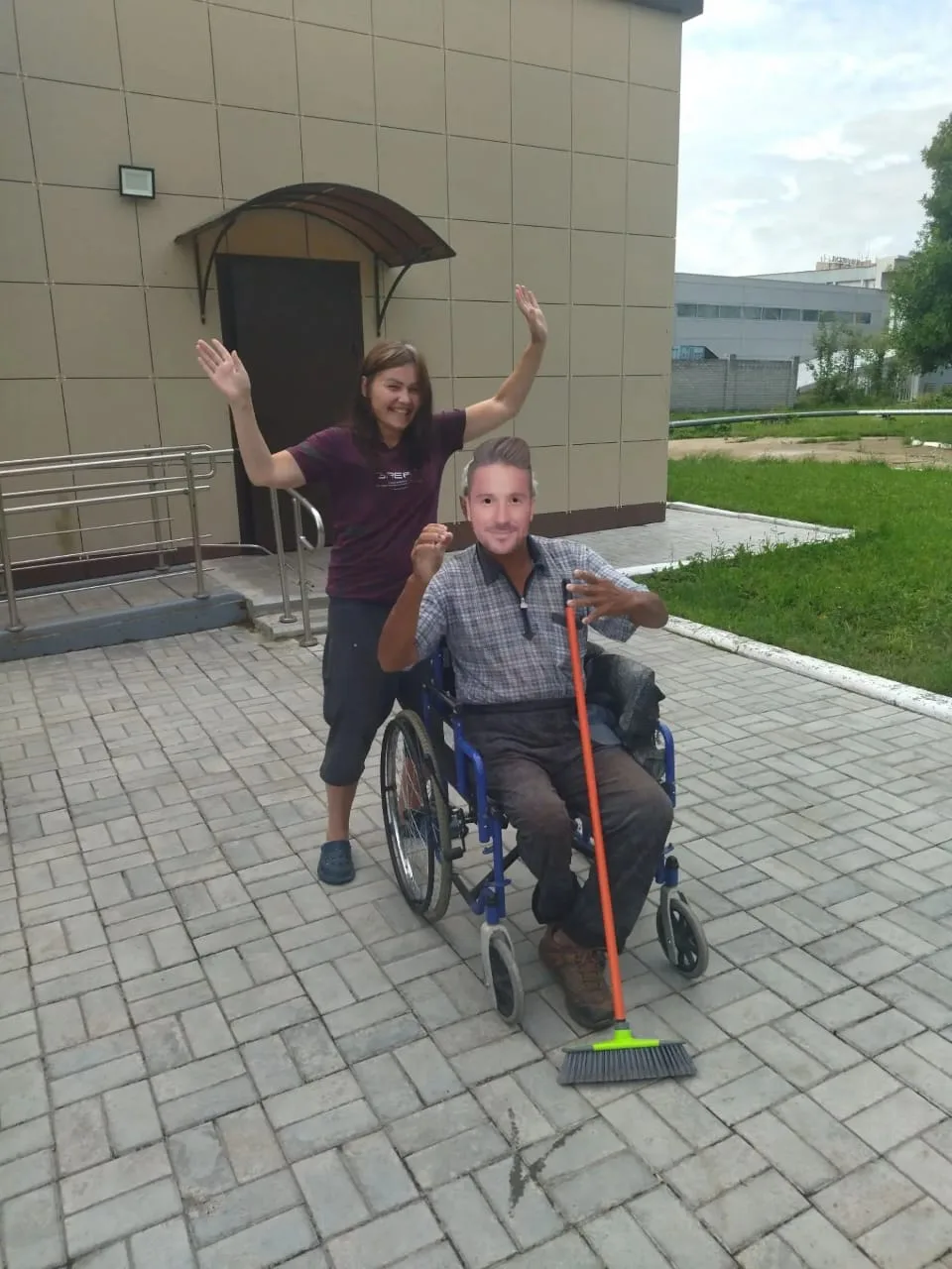 🌟Психолог Эльвира Ахтамовна организовала для наших проживающих необычный эксперимент —...