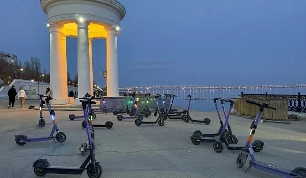 🛴Саратовцам запретят ездить на электросамокатах в сквере
