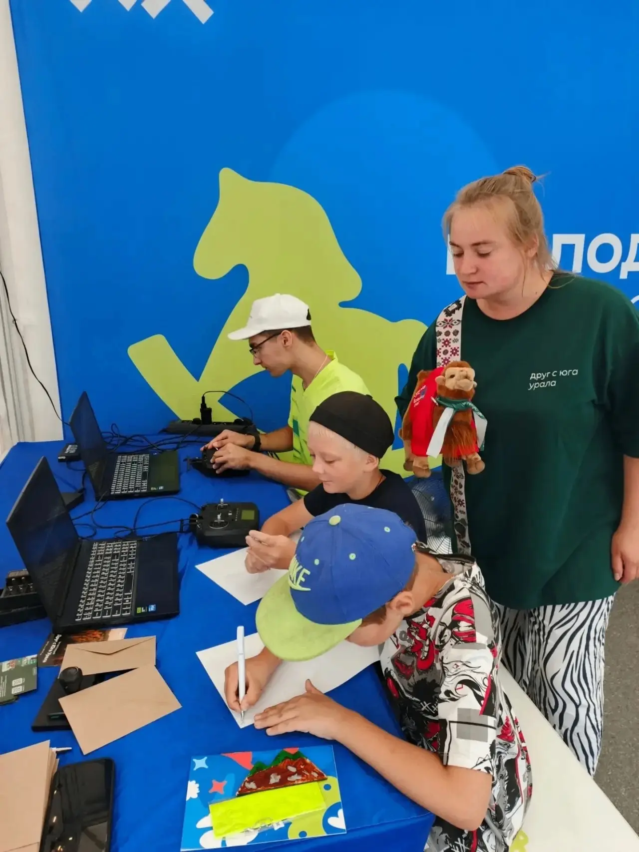 1 августа городской сквер на улице Фрунзе стал главной праздничной площадкой Еманжелинс...