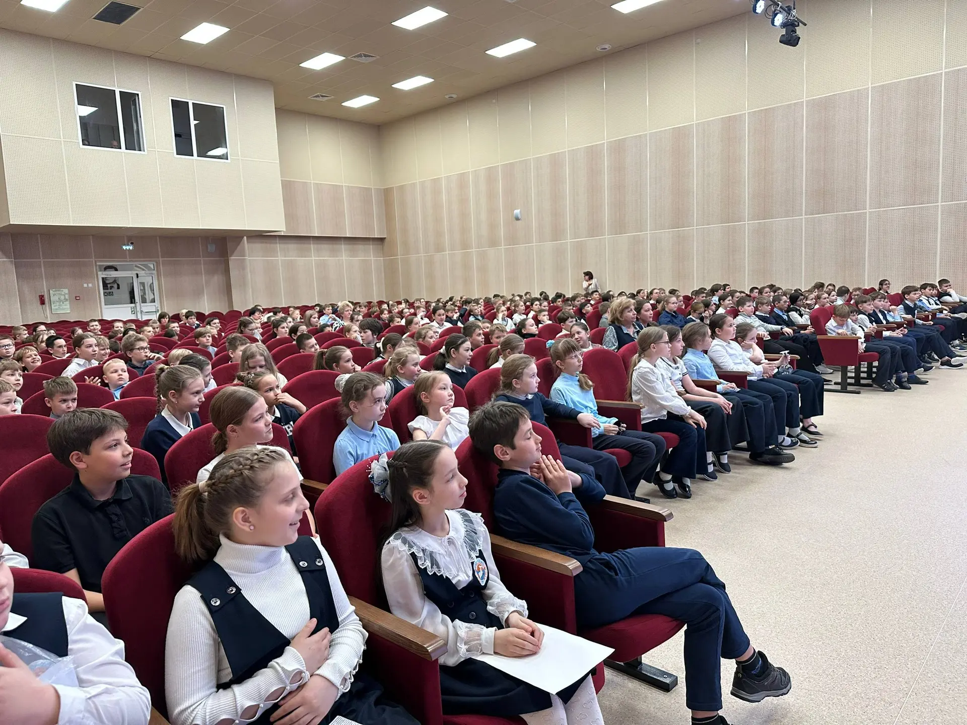 В начальной школе в понедельник стартовала метапредметная неделя «Школа будущего» 🚀  В конце недели 
