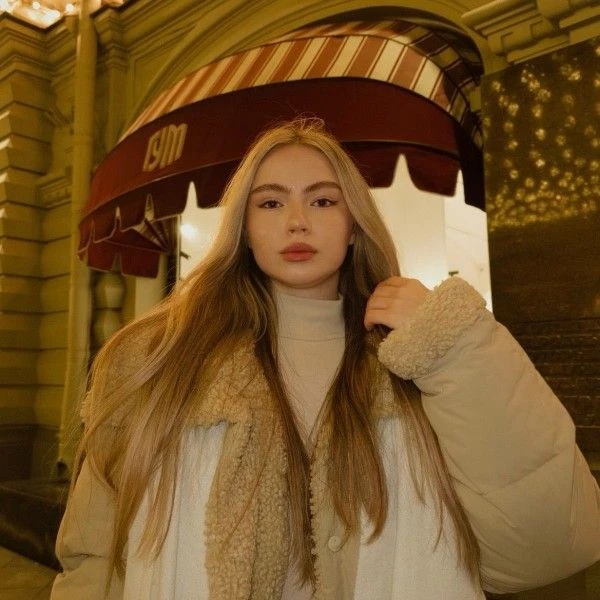 📚Старшеклассница Аксарки вошла в сотню лучших гуманитариев России
 
Ученица 11 класса аксарковской 