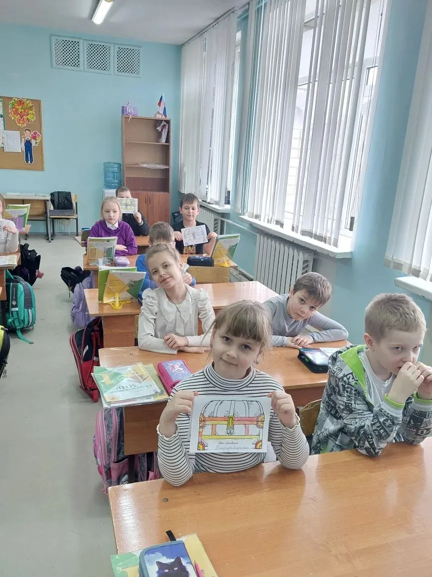 🎉 Как насыщенно и ярко прошла наша предметная неделя в 1б! 🎉  С 15 по 19 ноября мы окунулись в мир л