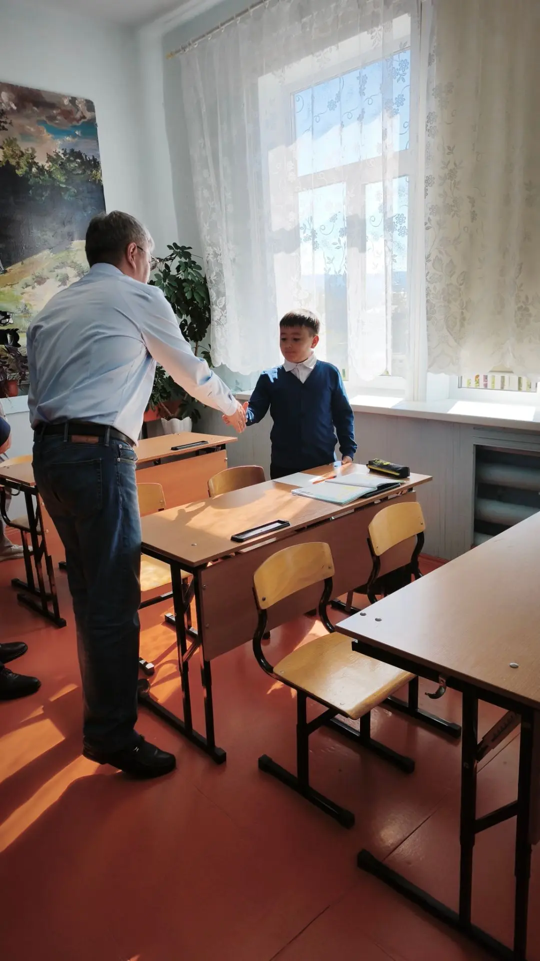 Заехали в малокомплектную школу в селе Колобки. Уникальная система обучения в таких шко...