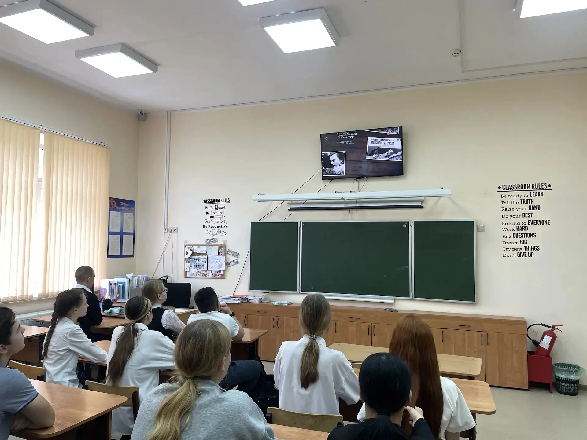 🔥 ИСТОРИЯ, ЗАСТАВЛЯЮЩАЯ СЕРДЦЕ БИТЬСЯ ГРОМЧЕ! 🔥   Активисты Движения Первых выступили перед обучающи