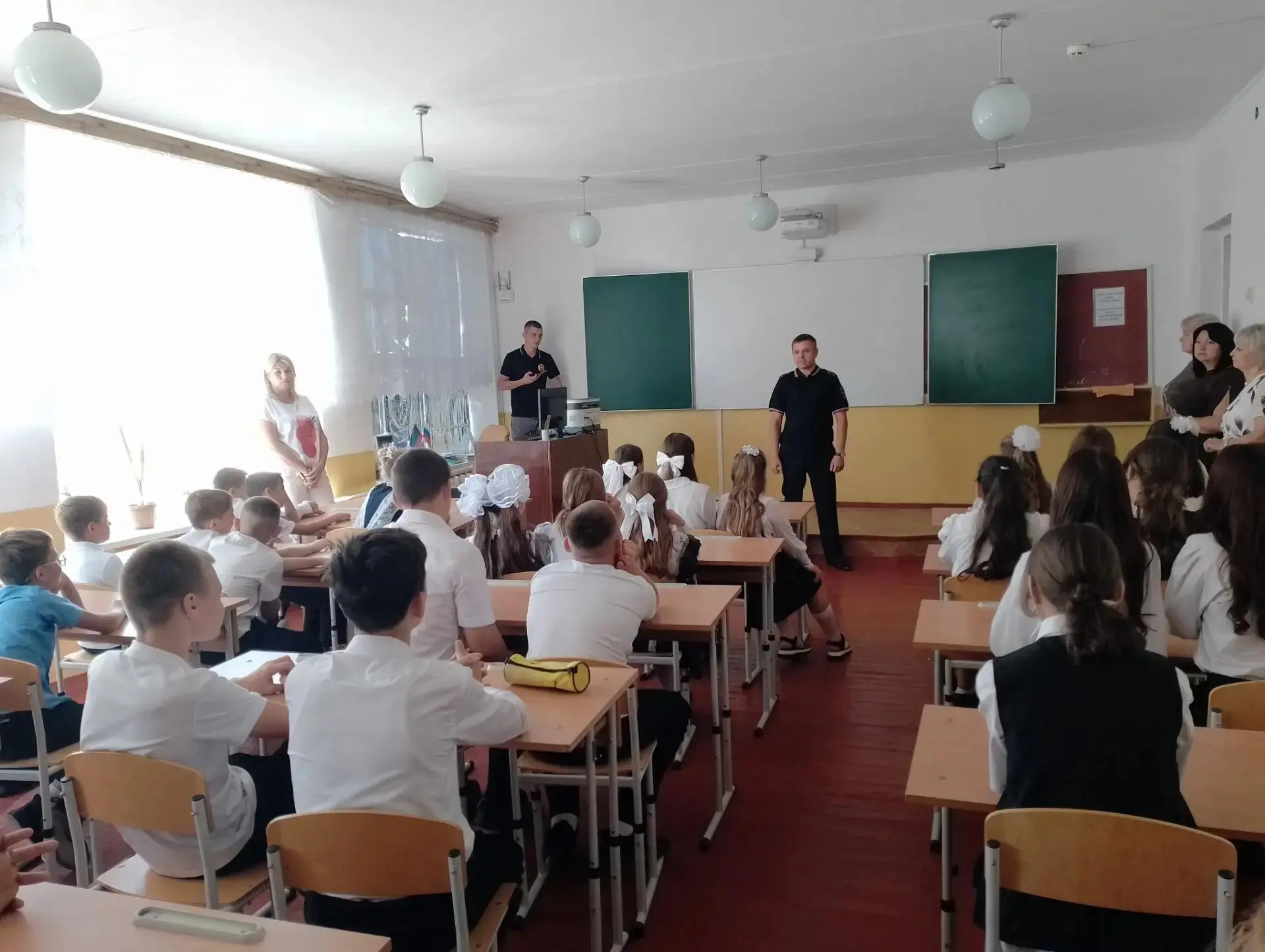 «Безопасность начинается с каждого из нас» — под таким девизом 1 сентября 2026 года в н...