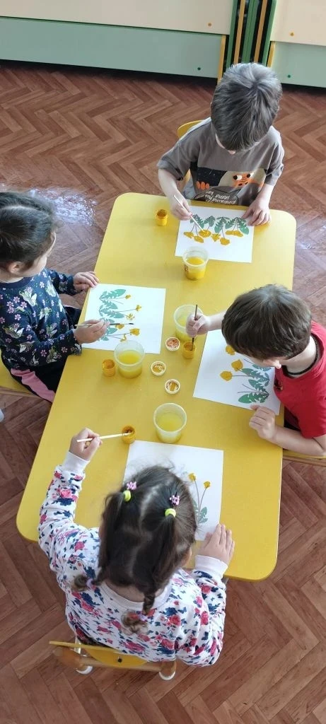 🌼✨ Сегодня, 13 мая, — Всемирный день одуванчика! ✨🌼