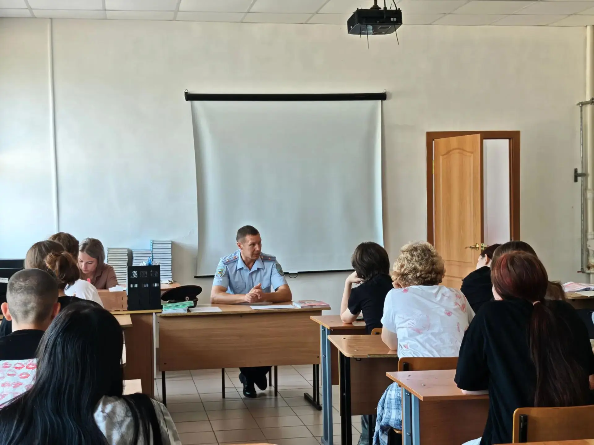 📌Профилактика незаконного потребления наркотиков — ключевой элемент в борьбе с наркоманией среди по