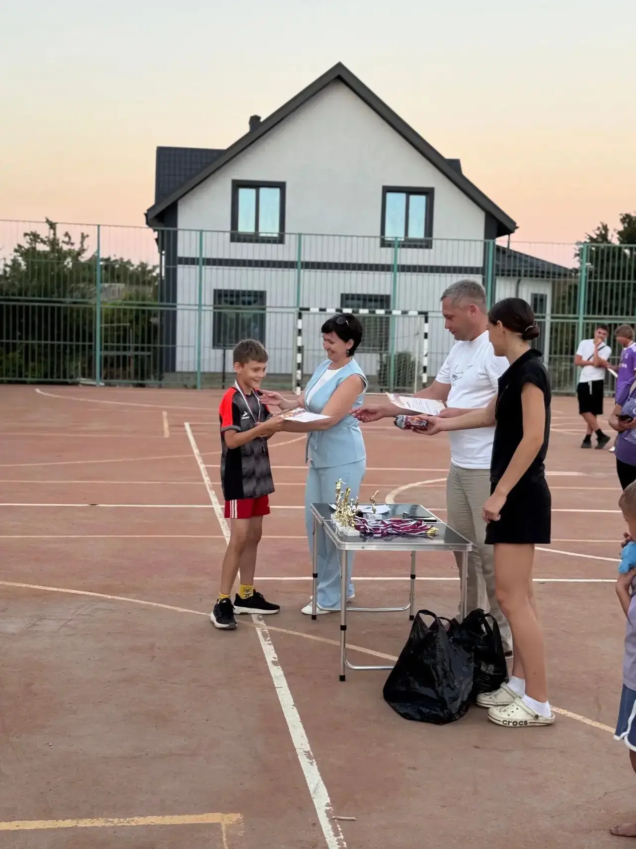 ⚽ Памяти Антона Телепнёва: в Суворов-Черкесском прошёл турнир, который объединил посёло...