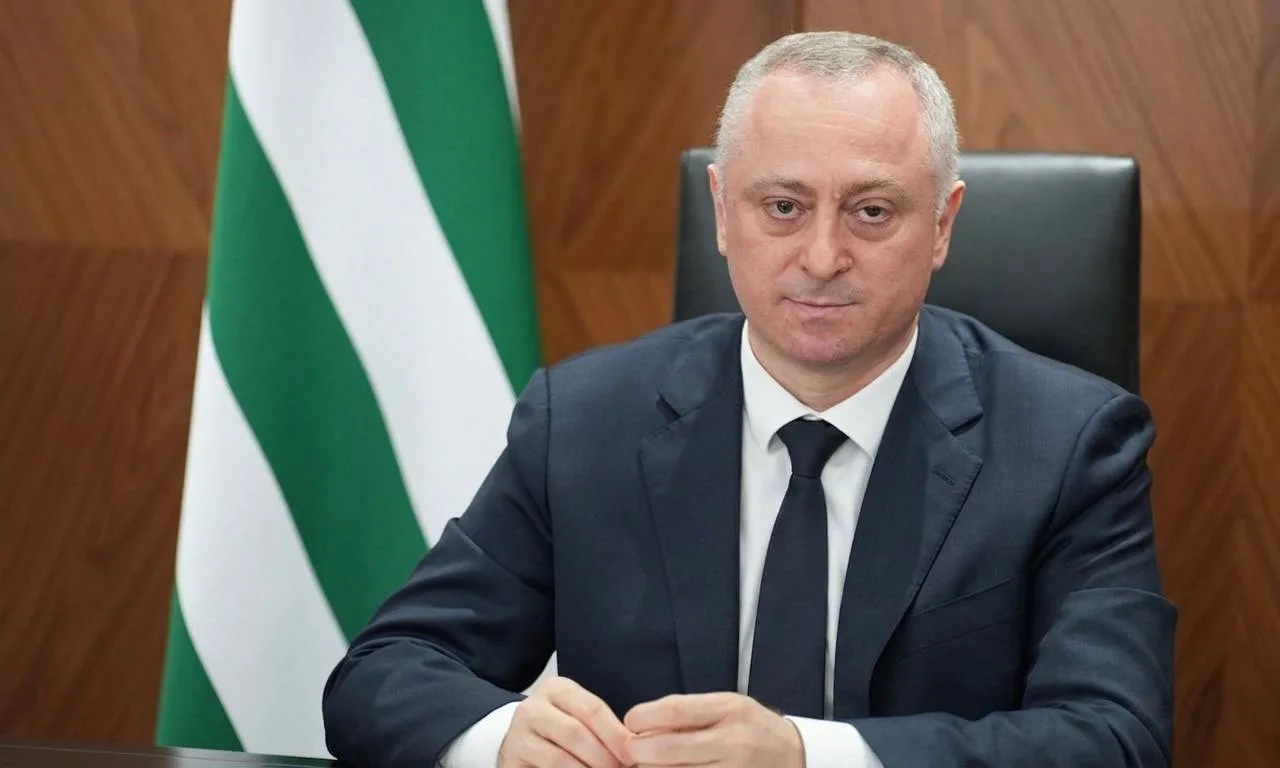 Президент Абхазии Бадра Гунба заявил, что отношения с Россией являются главным фактором...