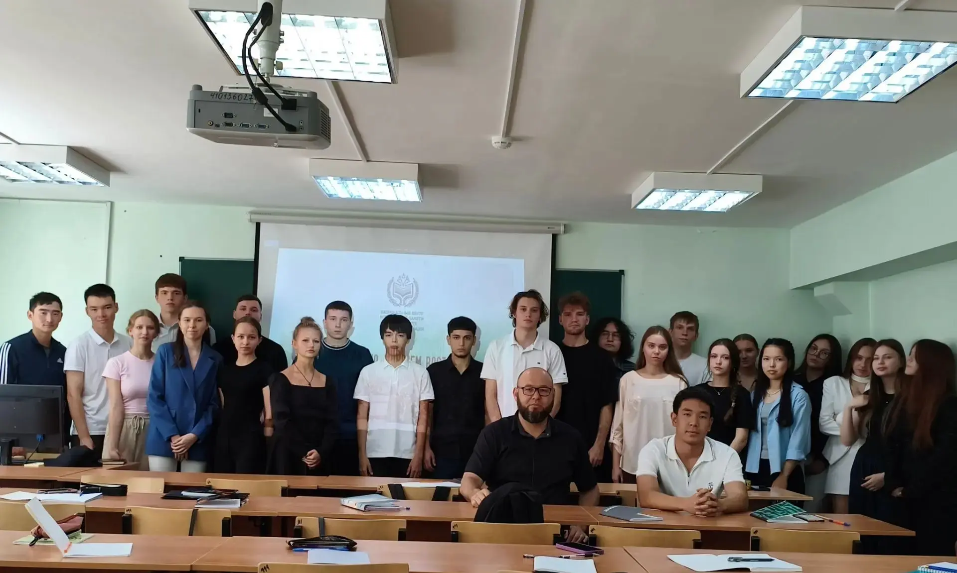 В АГАСУ состоялось памятное мероприятие, приуроченное к окончанию Второй мировой войны