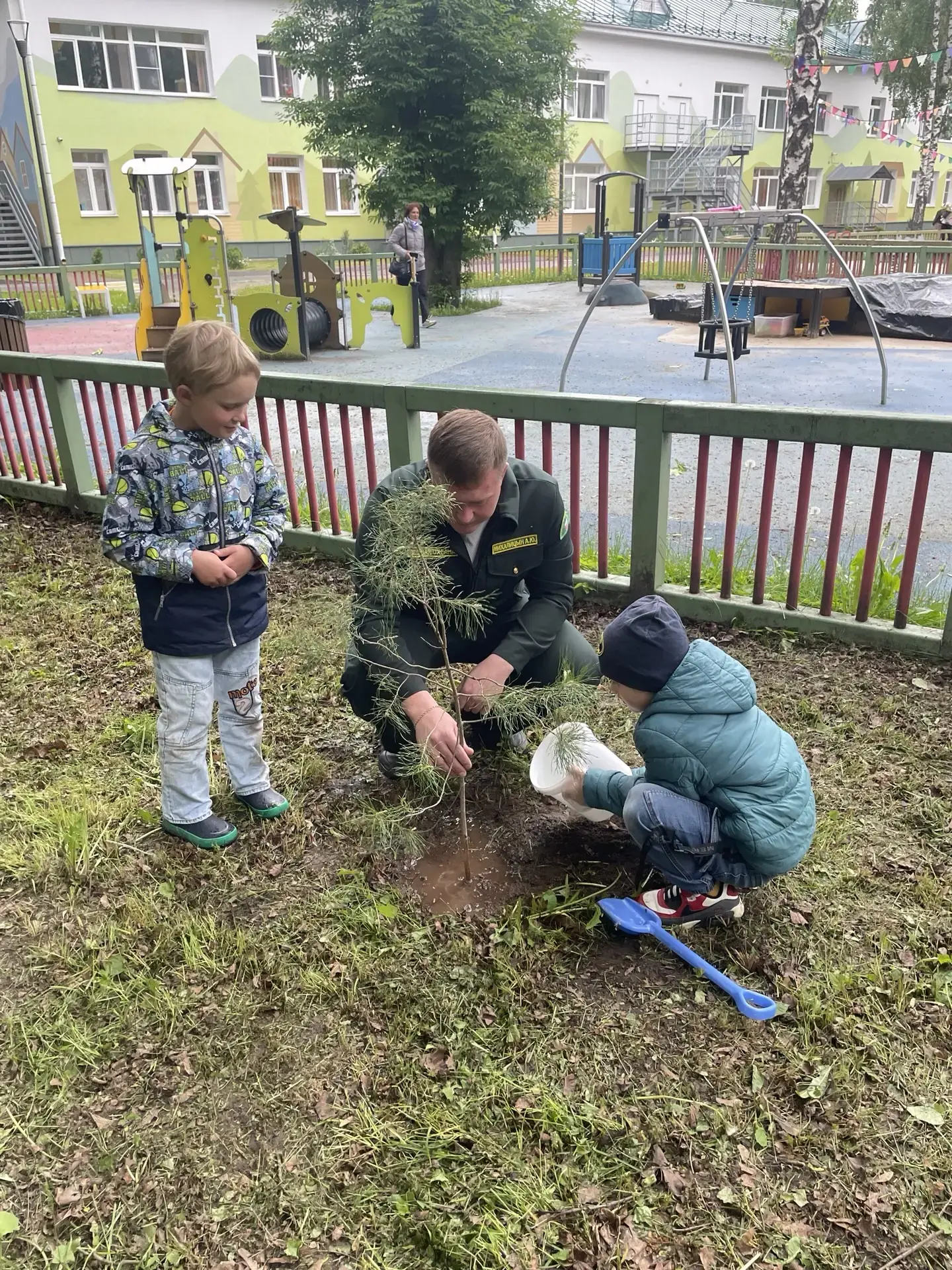 Кстовским районным лесничеством Минлесхоза была организована уже третья патриотическая акция «Сад па