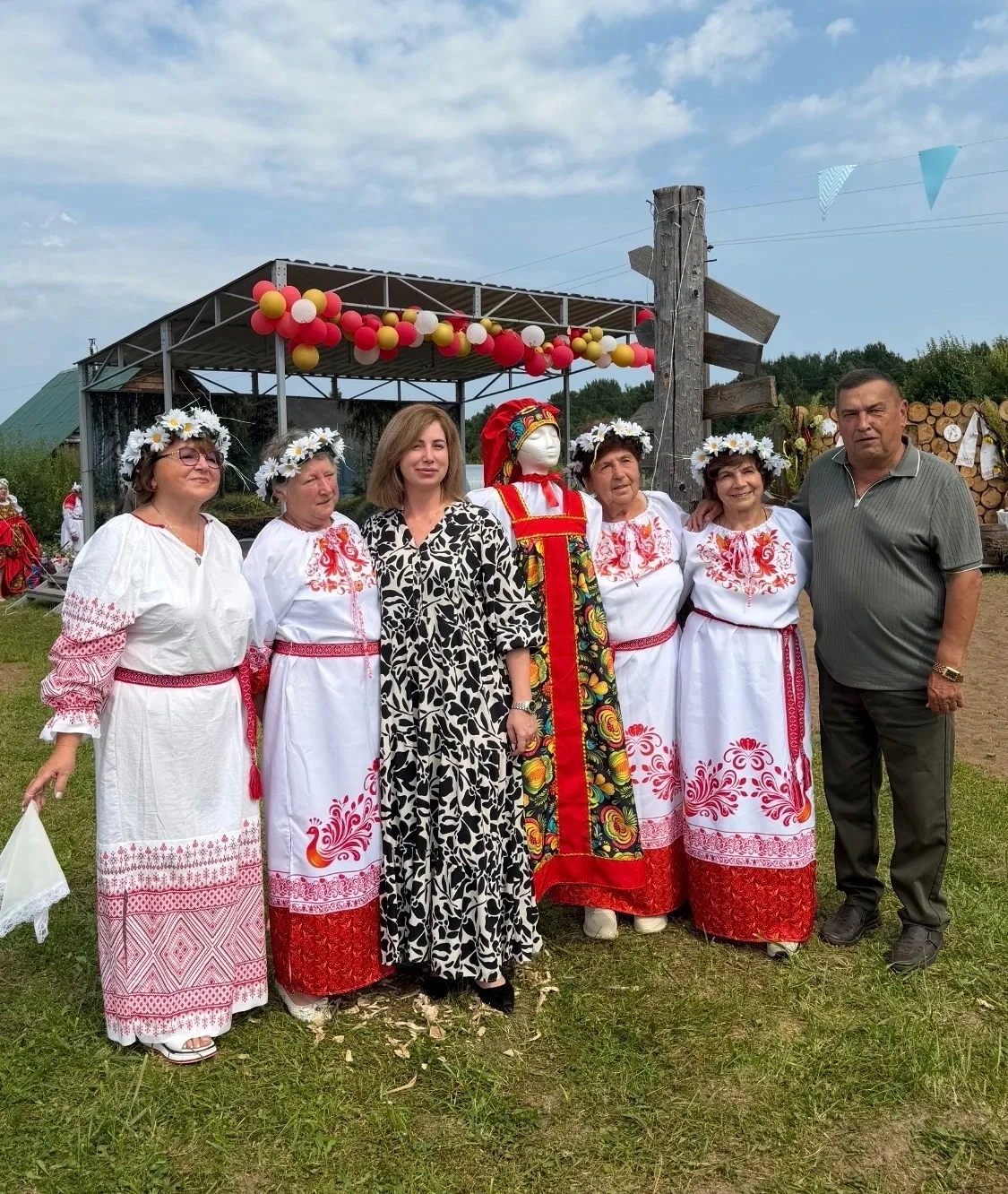 🎉 С Днём рождения, деревня Нильско!