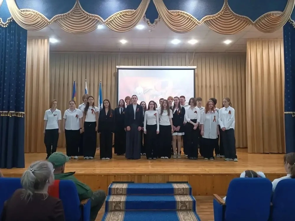 🌟 Концерт ко Дню Победы: память, гордость и уважение 🌟  В нашей школе прошёл трогательный и душевный