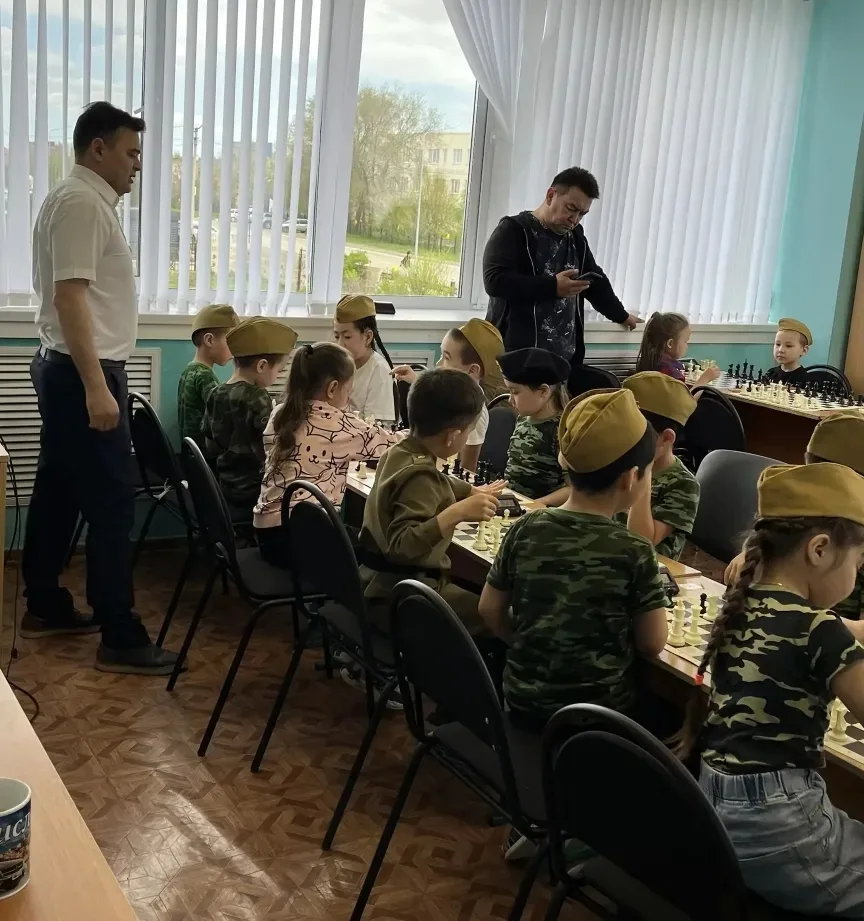 Дорогие наши девочки: