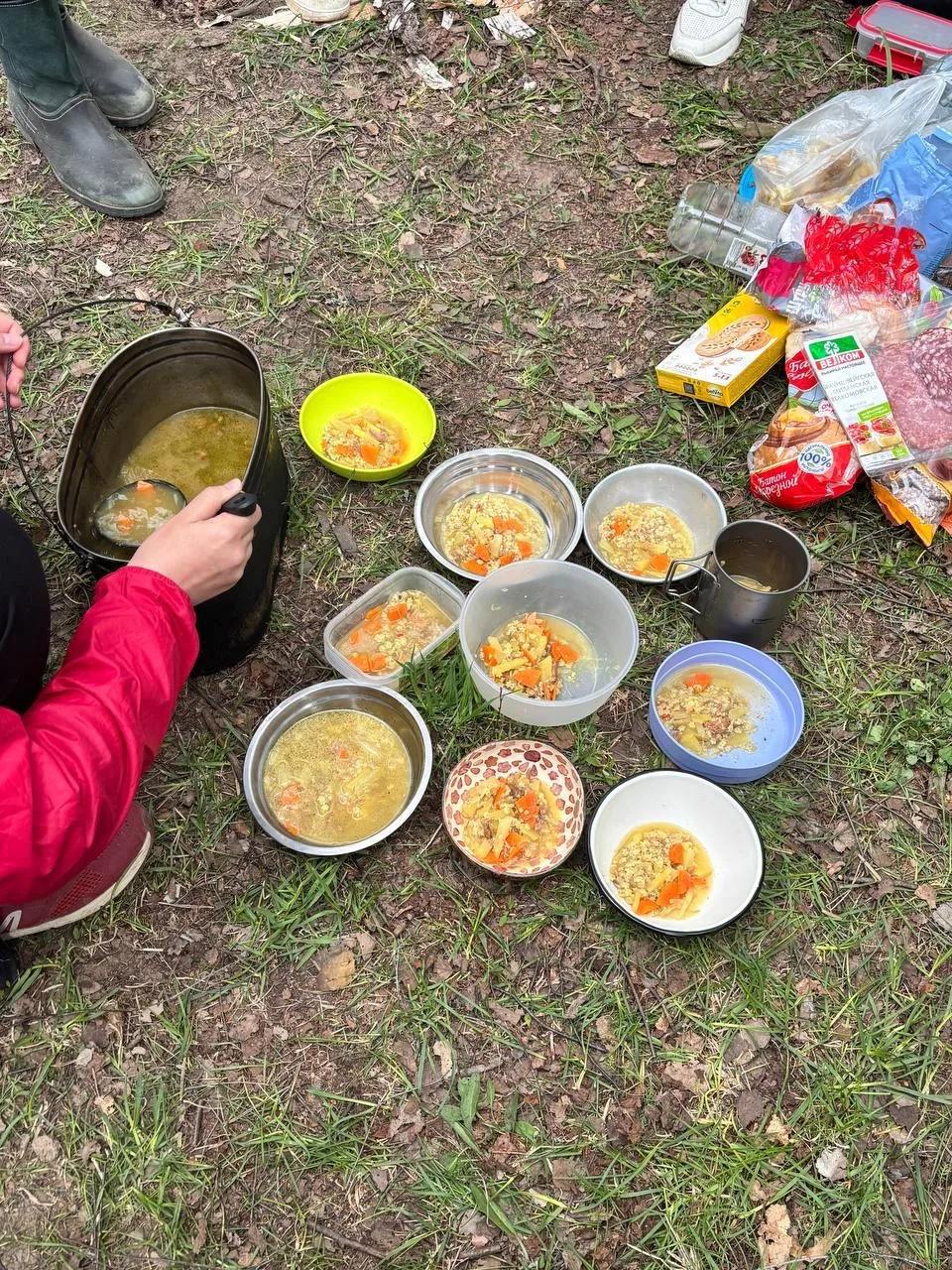 🏕️ Перезагрузка перед ЕГЭ  В минувшее воскресенье ребята 11-х классов и члены школьного туристского 