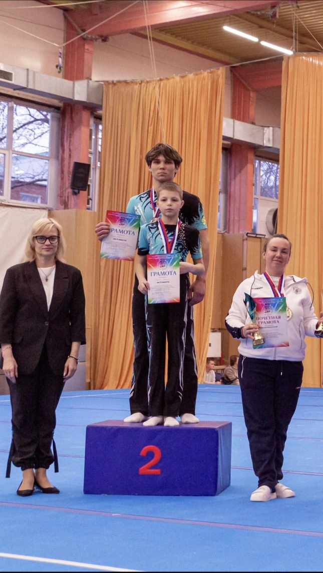 Гордость школы! 🏆  С 16 по 21 марта в Краснодаре прошли всероссийские соревнования по спортивной акр