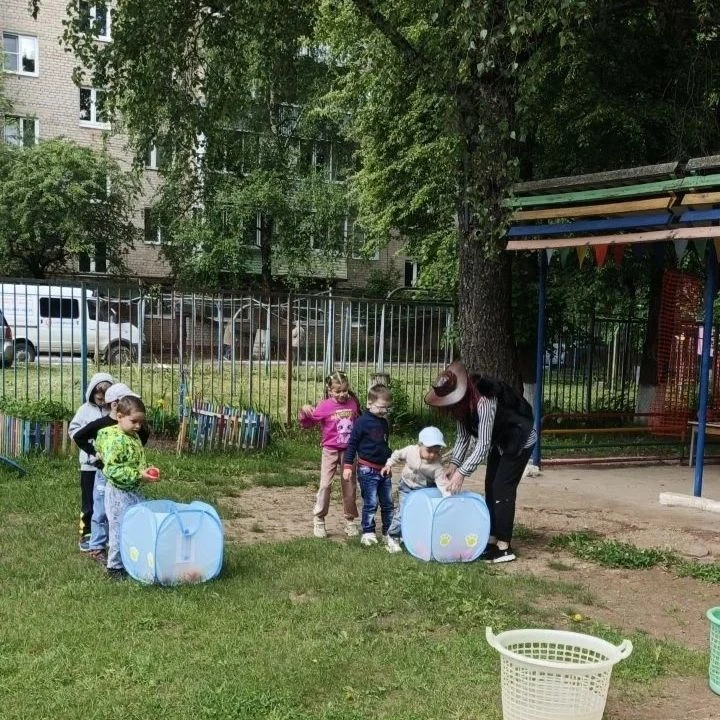 Первое июня.