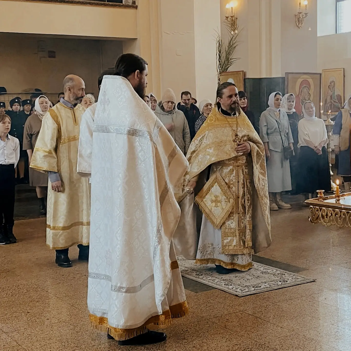 🙌🏻Пуровчане вместе в престольный праздник!  ⛪️В день перенесения мощей святителя Николая Чудотворца,