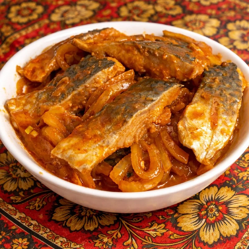 АППЕТИТНАЯ СЕЛЁДОЧКА С ЛЁГКОЙ ОСТРИНКОЙ ПОЛУЧАЕТСЯ СОЧНОЙ И НАСЫЩЕННОЙ. МАРИНАД ПРИДАЁТ...