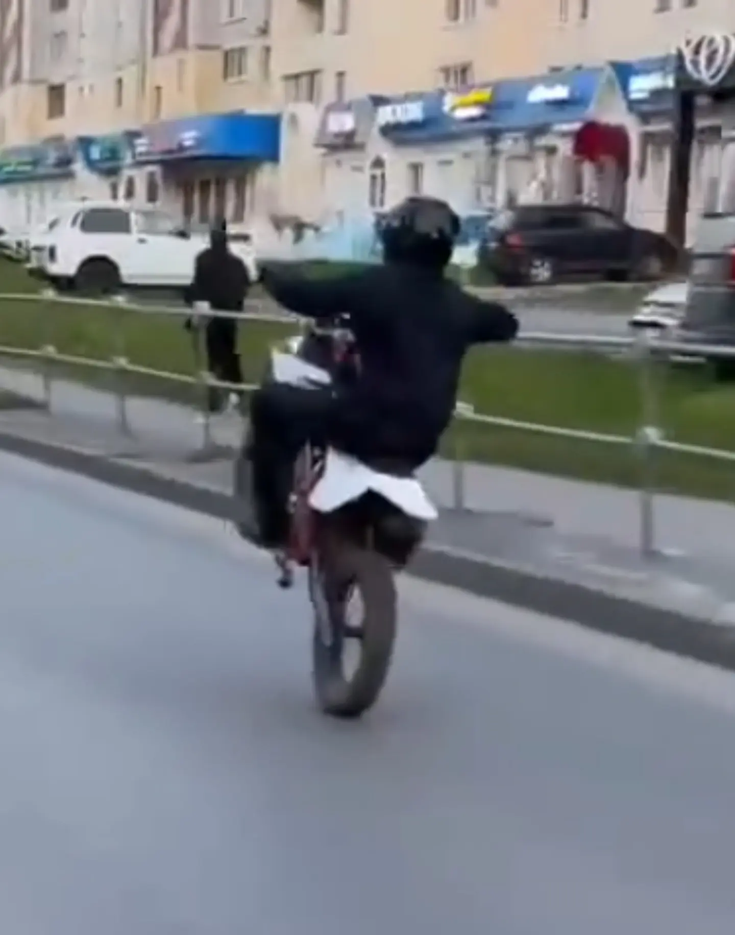 ⚡️🛵 Питбайк, кредит на 220 тысяч и отдел полиции: история одного «показательного заезда»