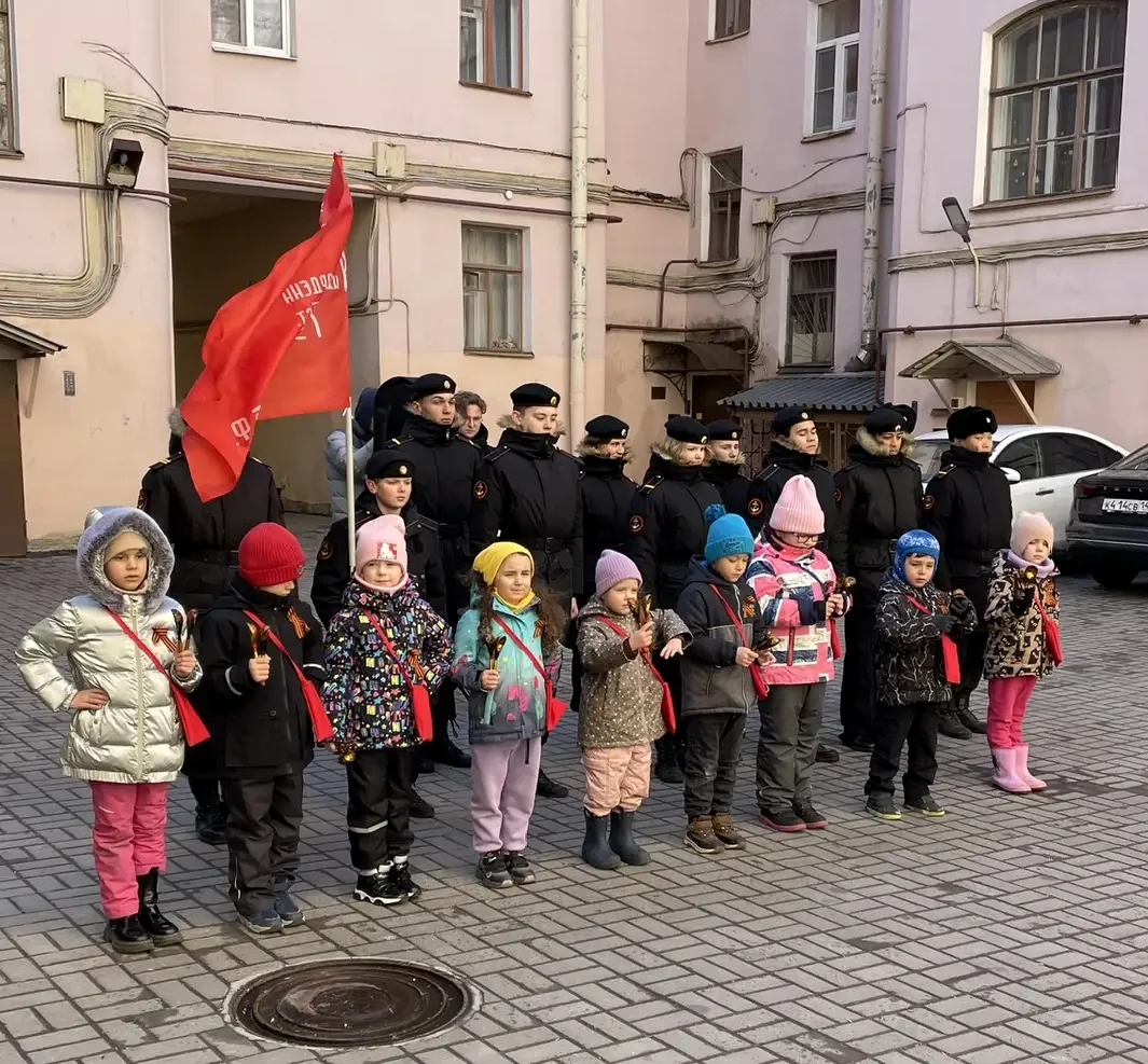 Воспитанники подготовительной группы нашего детского сада приняли участие в акции «Голо...