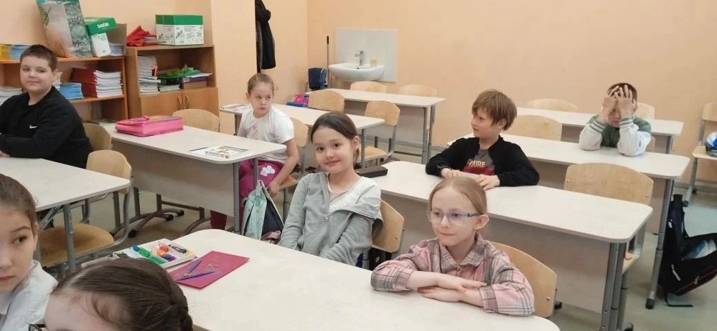 Уроки от «Ростелекома»: как защититься от мошенников 🔐С 18 по 25 мая в наших начальных...